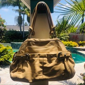 B Makowsky tan handbag